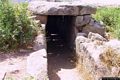 Dorgali-Tomba di giganti Tomba di giganti S’Ena de Thomes: corridoio funebre all’interno della tomba