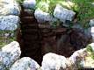 Orune-Nuraghe Sant’Efisio II: scala di accesso all’interno