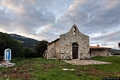 Siniscola-La chiesa campestre dedicata a San Pietro Apostolo con la statua della Nostra Signora della Salute