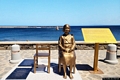 Stintino-La Statua della Pace vicino al Faro di Stintino